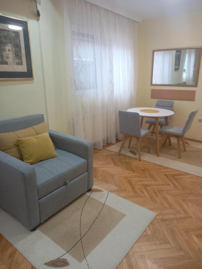 Leda Apartmani Smederevo Exterior foto